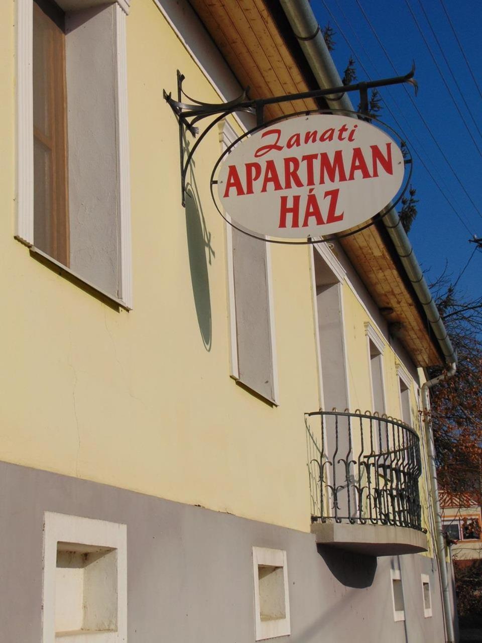 Zanati Apartmannhaz Nagykapornak Dış mekan fotoğraf