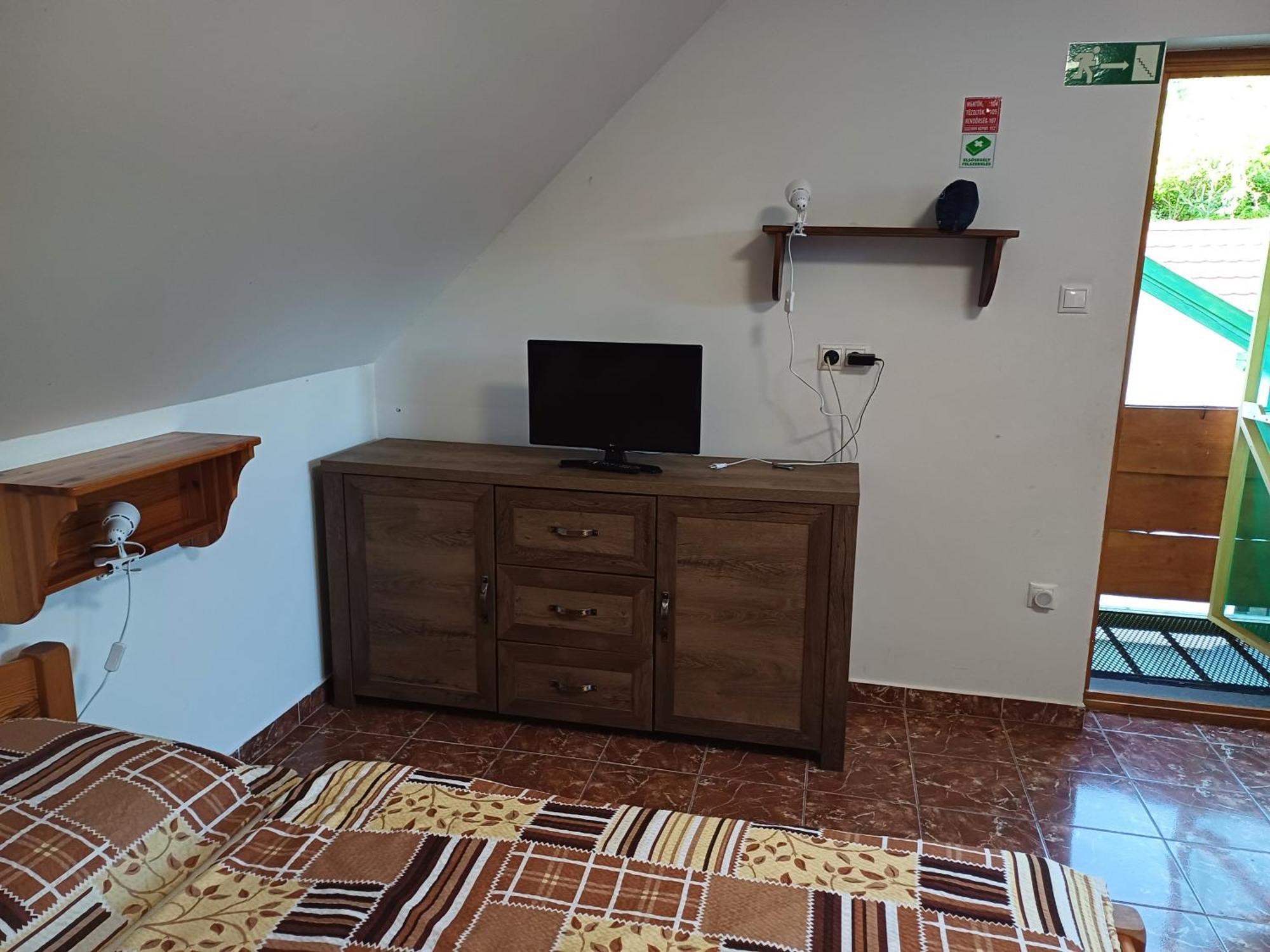 Zanati Apartmannhaz Nagykapornak Dış mekan fotoğraf
